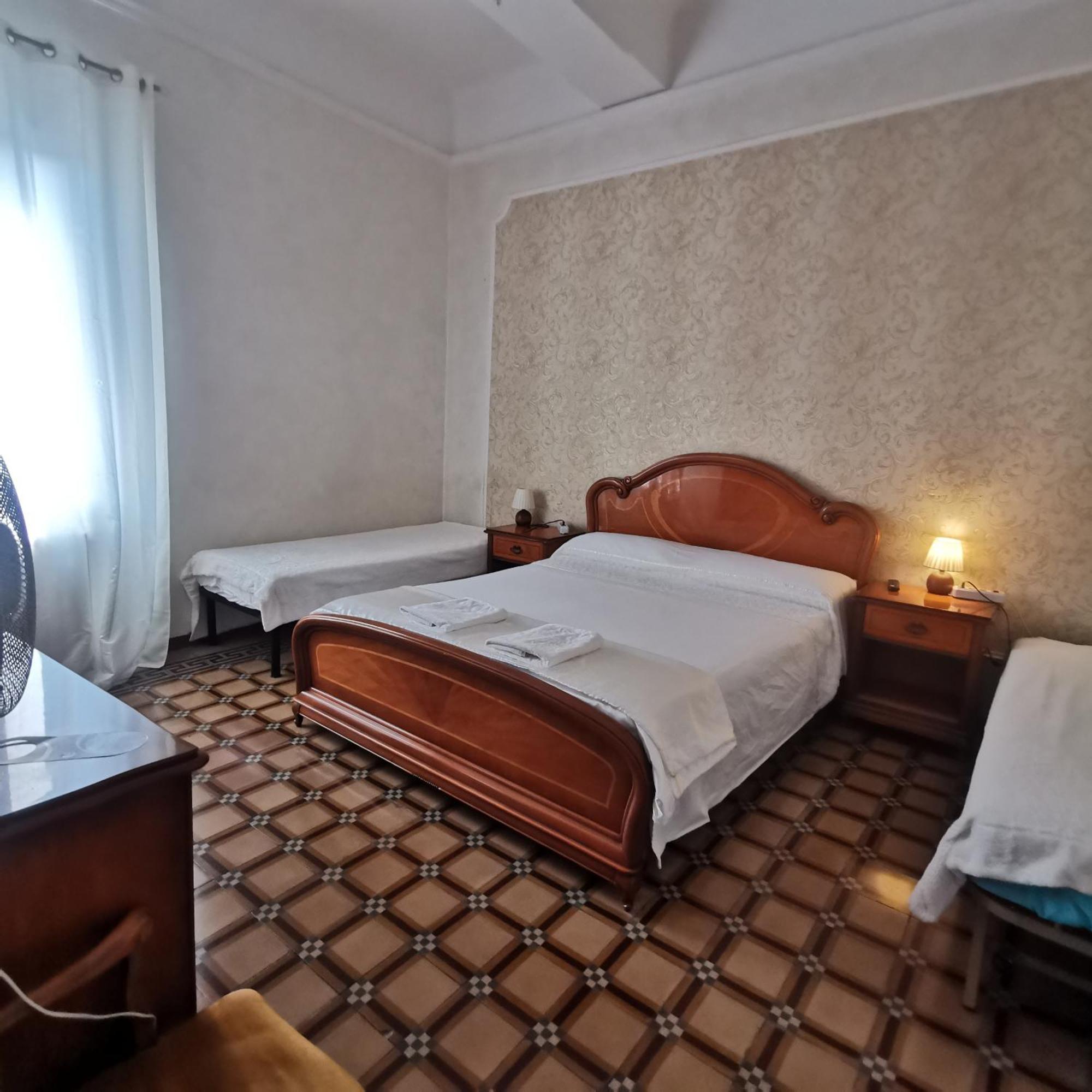 Albisola Bed And Breakfast 아비솔라 수페리오레 외부 사진