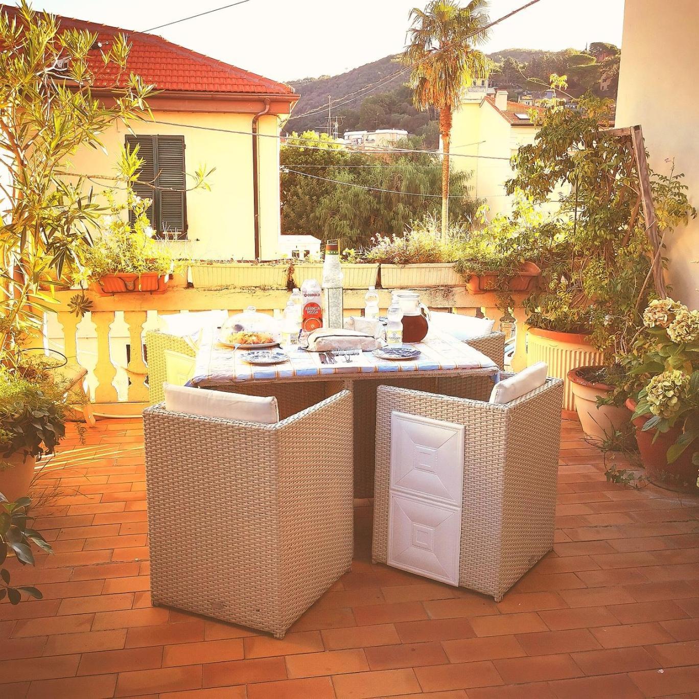 Albisola Bed And Breakfast 아비솔라 수페리오레 외부 사진